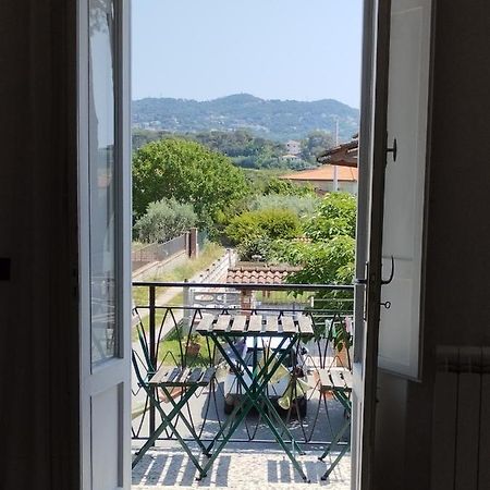 리보르노 La Casina Di Lorenzo 아파트 외부 사진